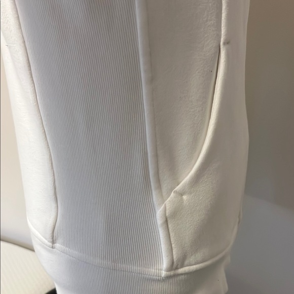 Lululemon White Scuba Jacket - Picture 4 of 4